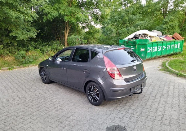 Hyundai I30 cena 17200 przebieg: 178000, rok produkcji 2008 z Wrocław małe 172